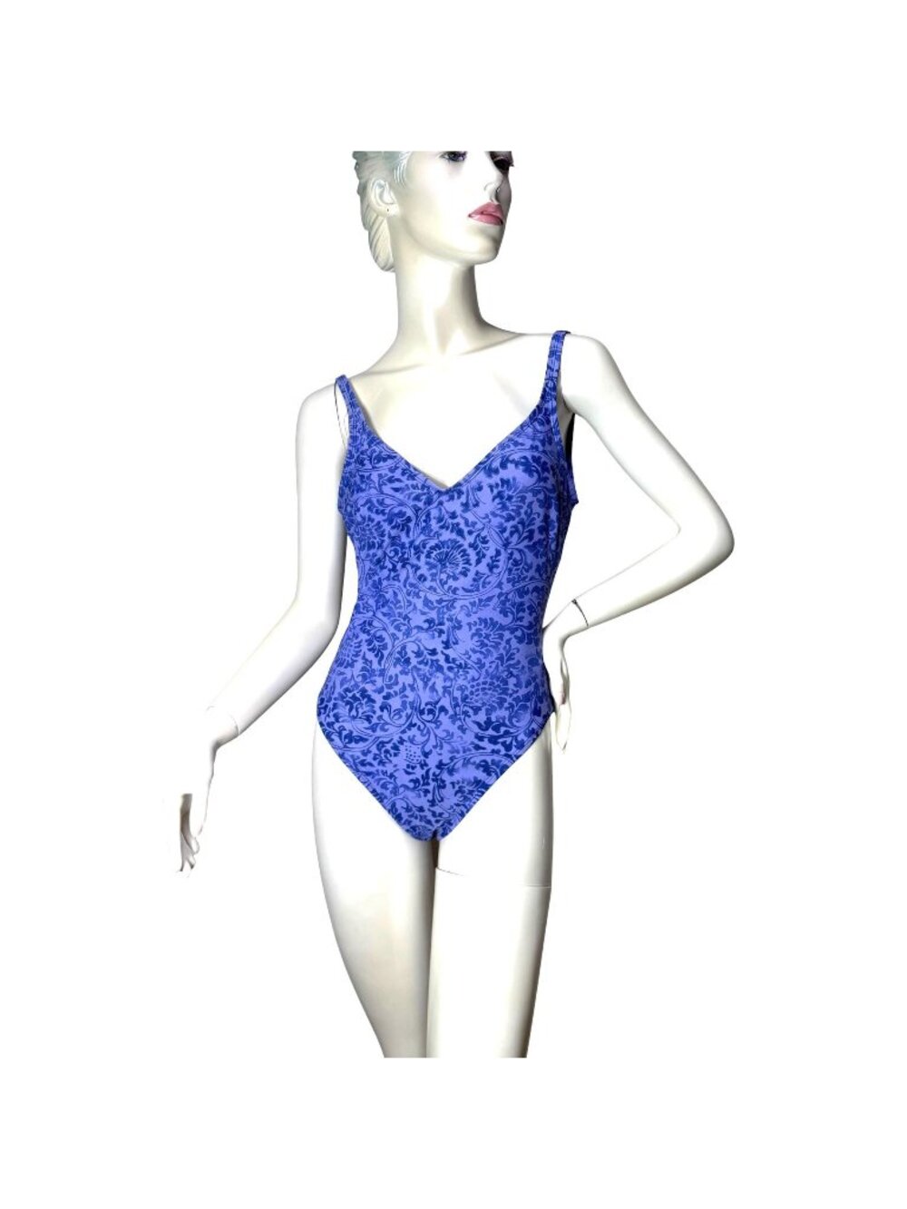 Anne Klein swimsuit in periwinkle blue low back hight legs Size 8